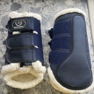 Peesbeschermers met bont Horsegear