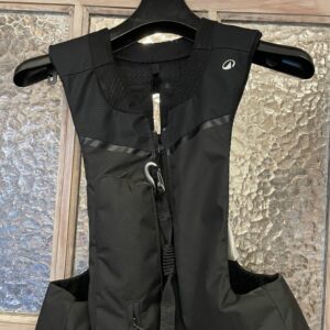 Airbagvest met 2 extra patronen (10-11jaar)